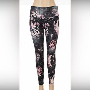 Women’s Black and Pink Patterned Leggings